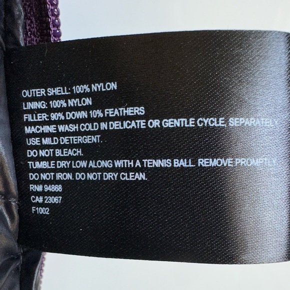 Bernardo Packable Goose Down Vest Small Purple Plum Quilted Zip Front Pockets - Picture 8 of 8